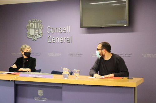 El PS proposa crear una agència estatal per fomentar, coordinar, desenvolupar i difondre la recerca científica i tecnològica